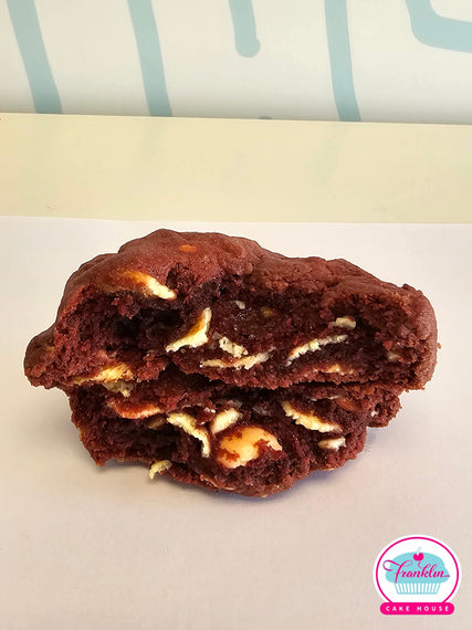 Red velvet cookie